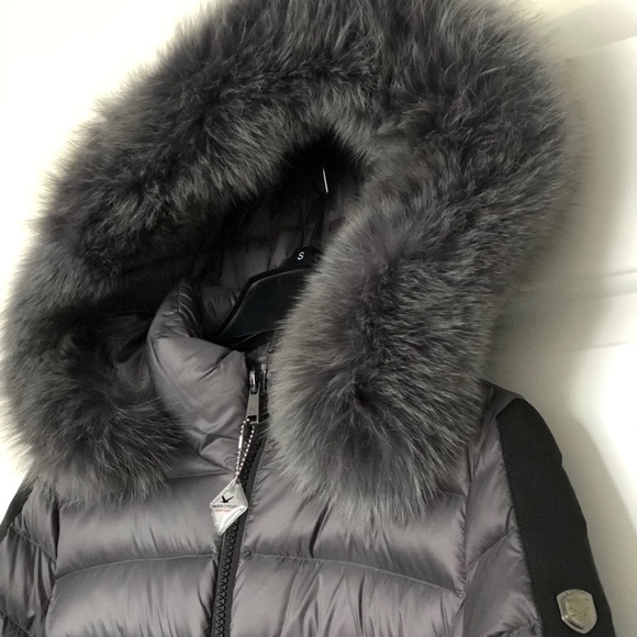 1 Madison Real Fur Down Coat W/ Grommet Detail - Picture 8 of 10